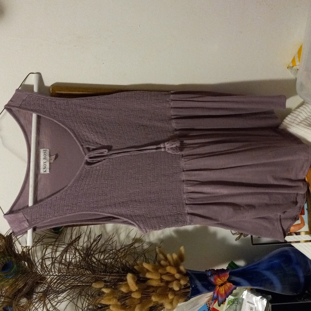 Knox rose lavender top totally adorable